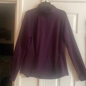 AVIA sportwear Burgundy top long sleeves /zipper/pants have 2 pockets.Perfect